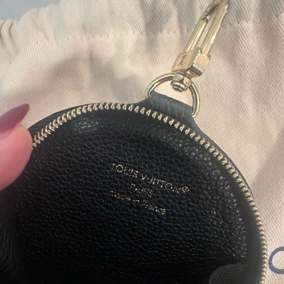 Authentic Louis Vuitton Coin Purse Charm - Picture 6 of 11